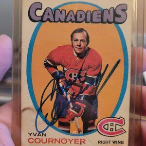 1971-72 OPC O-Pee-Chee EX Yvan Cournoyer #15 AUTOGRAPHED SIGNED Vintage Card
